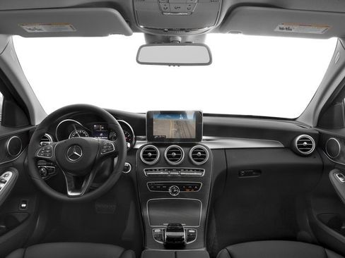 Used 2018 Mercedes-Benz C 300 4MATIC Sedan image 8