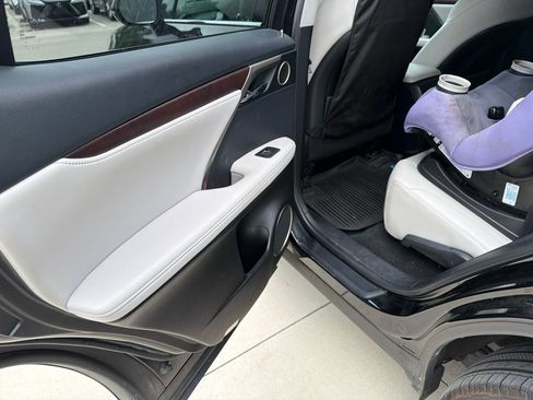 Used 2020 Lexus RX 350 AWD w/ Premium Package image 16