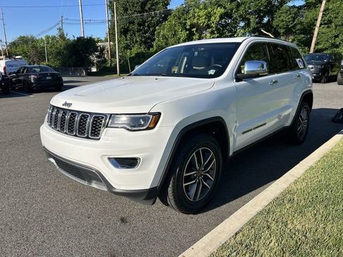 Used 2021 Jeep Grand Cherokee Limited w/ Premium Lighting Group AWD/4WD image 4