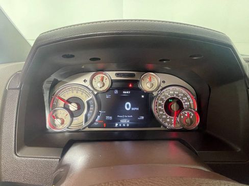 Used 2018 RAM 1500 Laramie Longhorn image 17