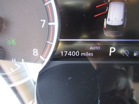 Used 2026 Nissan Rogue SV AWD/4WD image 18