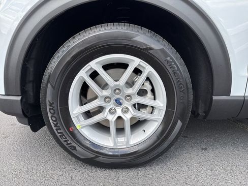 New 2026 Ford Explorer Active image 34