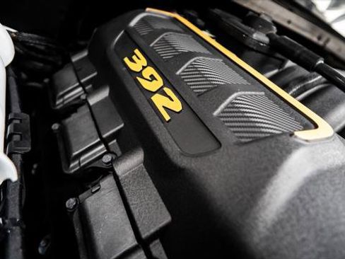 Used 2022 Dodge Charger Scat Pack RWD image 13
