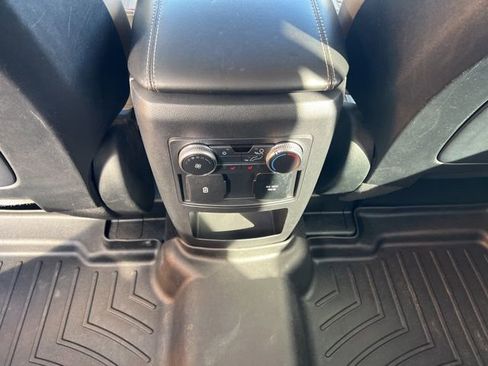 Used 2020 Ford Explorer Limited w/ Class III Trailer Tow Package image 21