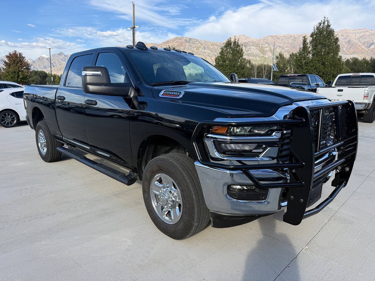Used 2025 RAM 2500 Tradesman AWD/4WD image 1