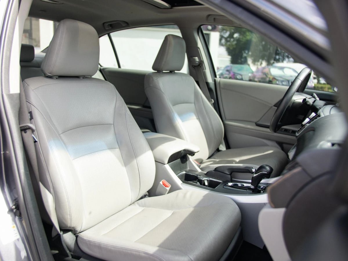 Used 2013 Honda Accord EX-L image 21