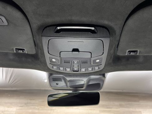 Used 2023 Lincoln Navigator L Black Label image 9