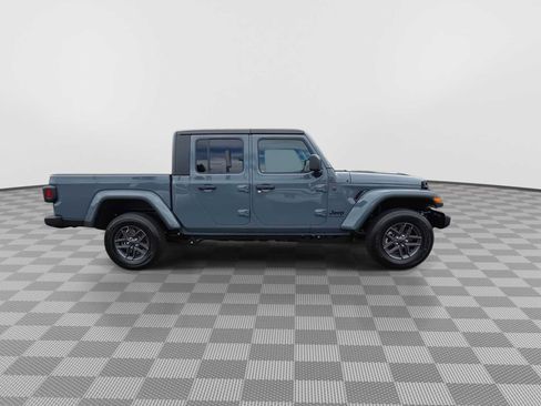 New 2026 Jeep Gladiator Sport AWD/4WD image 9