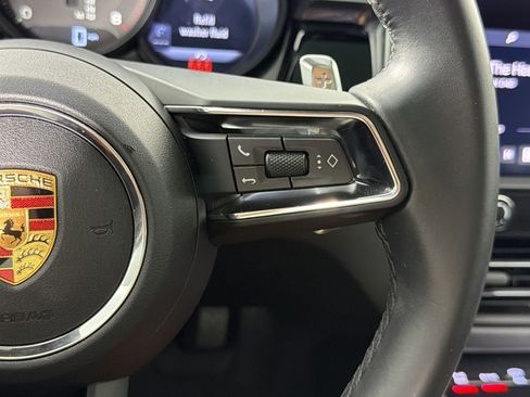 Certified 2024 Porsche Macan AWD/4WD image 20