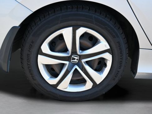 Used 2016 Honda Civic LX image 38
