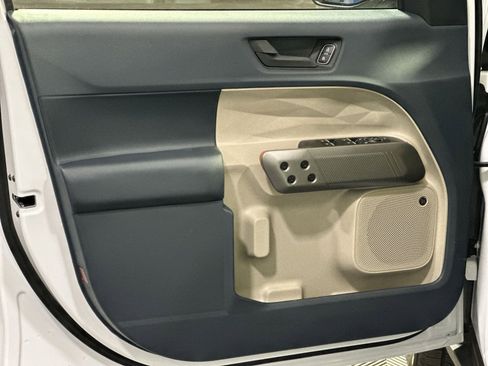 New 2025 Ford Maverick Lariat w/ 4K Tow Package image 15