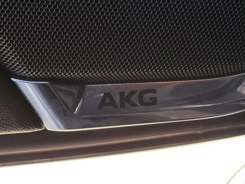 Used 2023 Cadillac Escalade Sport w/ LPO, ONYX Package image 21