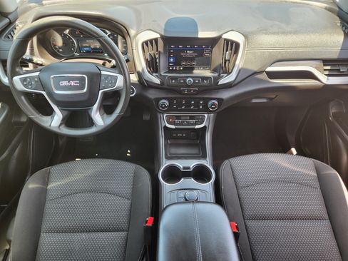 Used 2024 GMC Terrain SLE FWD image 26