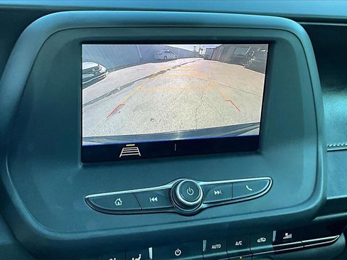 Used 2020 Chevrolet Camaro LT image 13