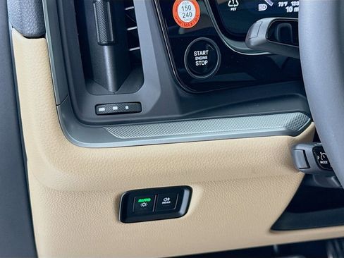 New 2026 Porsche Cayenne S image 16