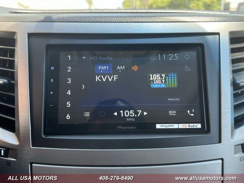 Used 2010 Subaru Outback 2.5i Limited AWD/4WD image 36