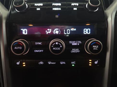 Used 2021 Subaru Ascent Premium w/ Convenience Package AWD/4WD image 21
