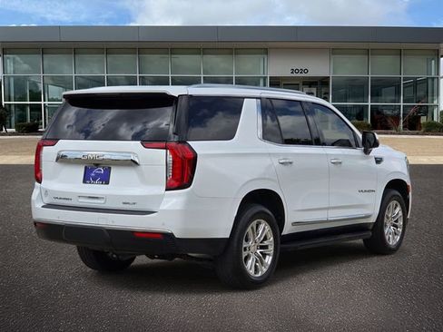 Used 2021 GMC Yukon SLT w/ SLT Luxury Plus Package RWD image 4