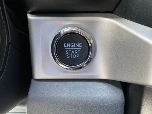 New 2026 Ford F250 XLT w/ XLT Premium Package image 7