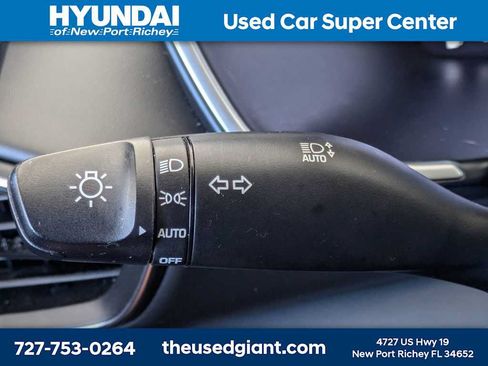 Used 2023 Hyundai Santa Fe SEL w/ Premium Package FWD image 36