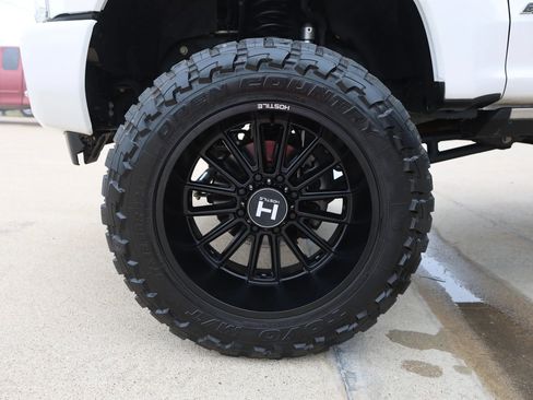 Used 2019 Ford F250 Platinum w/ Platinum Ultimate Package image 19