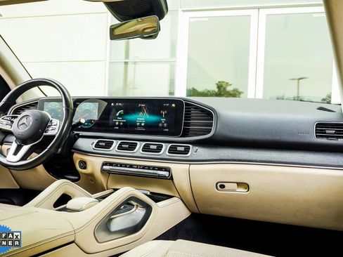 Used 2022 Mercedes-Benz GLE 580 4MATIC w/ Night Package image 18