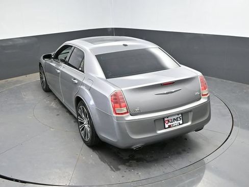 Used 2014 Chrysler 300 S RWD image 44
