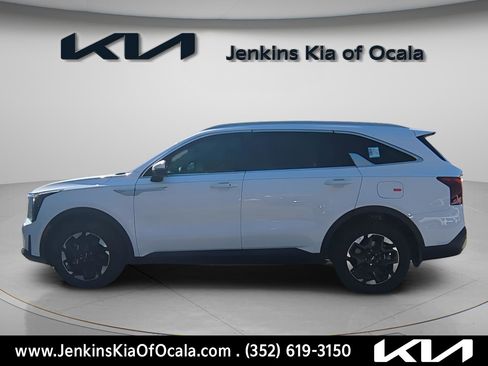New 2026 Kia Sorento S w/ S Panoramic Sunroof Package image 6