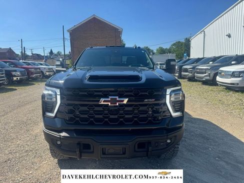Used 2024 Chevrolet Silverado 2500 ZR2 w/ ZR2 Bison Edition AWD/4WD image 10