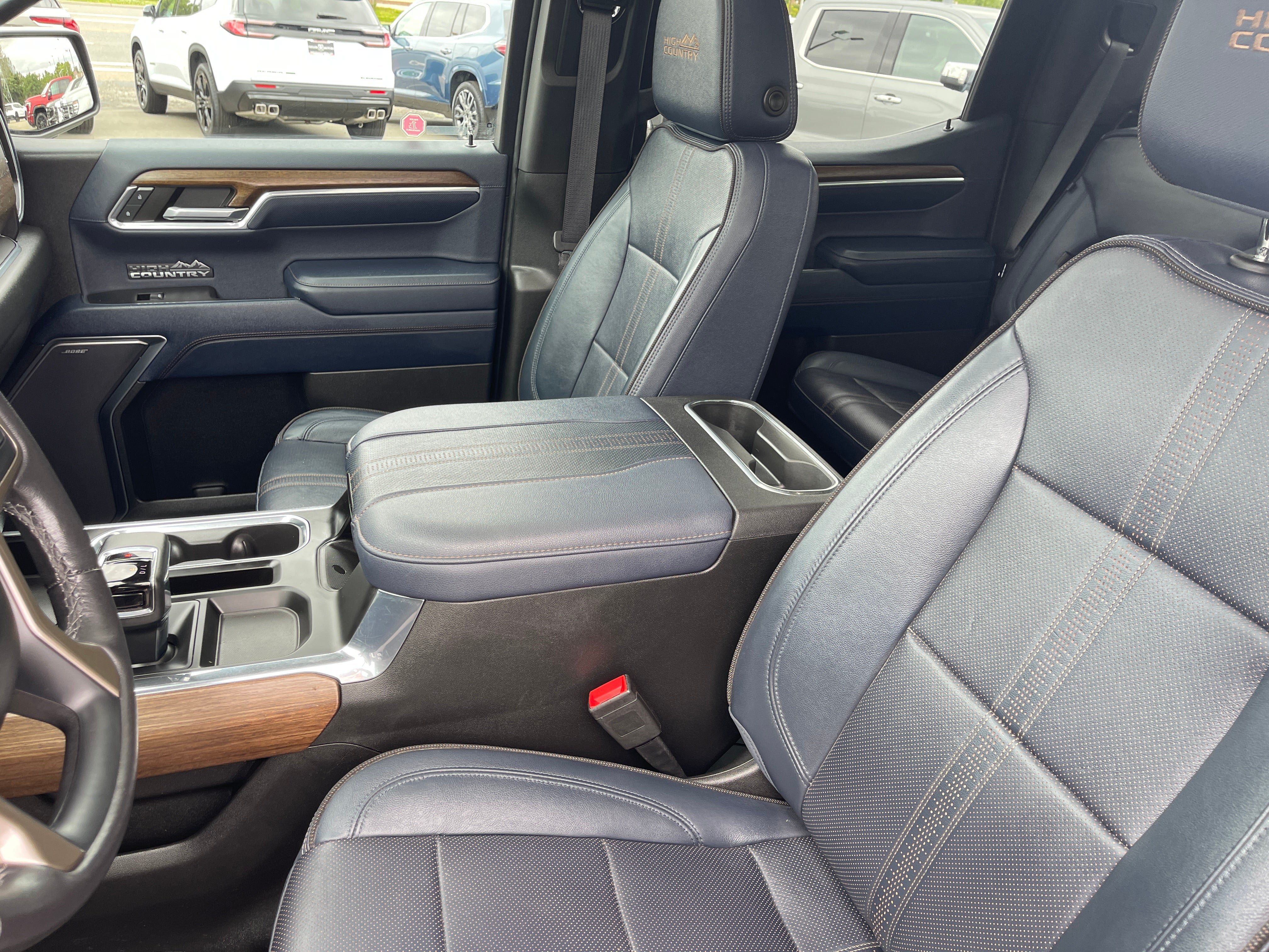 Used 2023 Chevrolet Silverado 1500 High Country w/ High Country Premium Package AWD/4WD image 12
