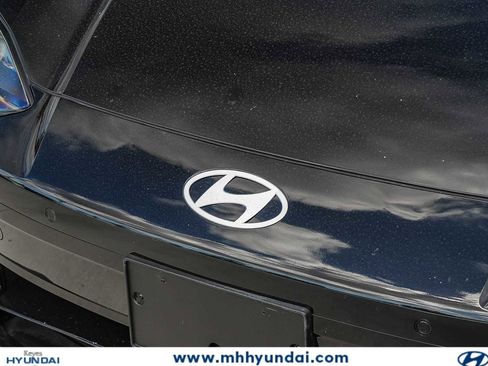 Used 2024 Hyundai Ioniq 6 SEL RWD image 9