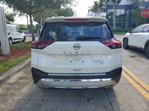 Certified 2023 Nissan Rogue Platinum w/ Platinum Premium Package AWD/4WD image 5