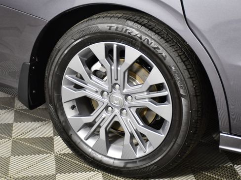 Certified 2025 Honda Odyssey Touring image 56