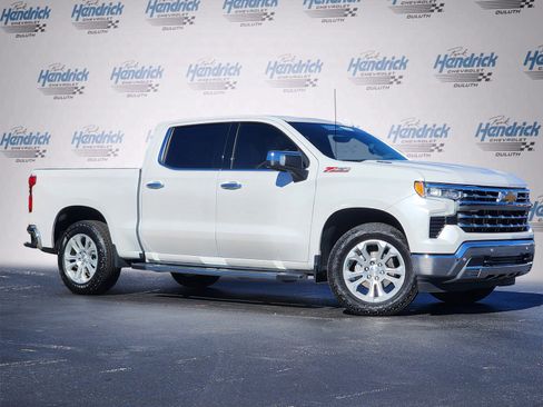 Used 2024 Chevrolet Silverado 1500 LTZ w/ Technology Package image 2