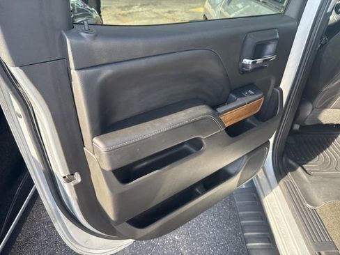 Used 2018 Chevrolet Silverado 1500 LTZ w/ Sport Package image 33