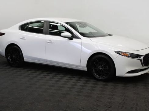 Used 2020 MAZDA MAZDA3 AWD Sedan w/ Select Package image 3