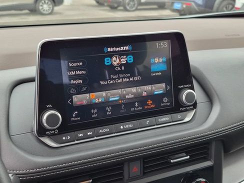 Used 2023 Nissan Rogue SV FWD image 20