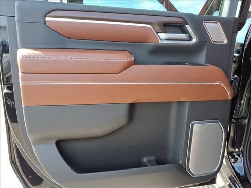 New 2026 GMC Sierra 2500 Denali Ultimate w/ Max Trailering Package image 18