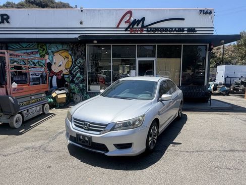 Used 2013 Honda Accord LX image 1