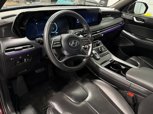 Used 2023 Hyundai Palisade Calligraphy image 5