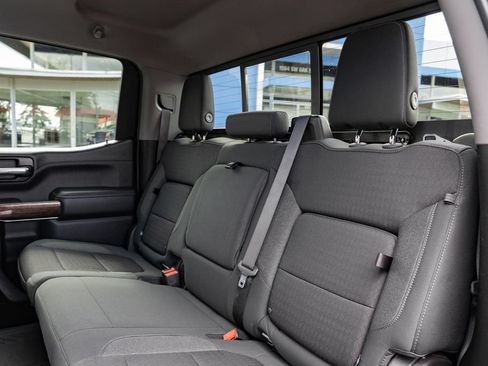 Used 2020 GMC Sierra 1500 SLE w/ X31 Off-Road Package AWD/4WD image 26