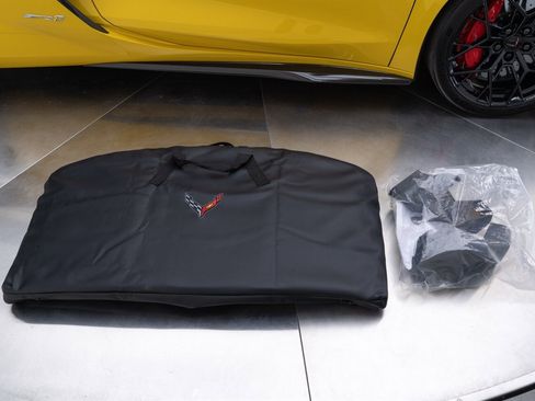 Used 2026 Chevrolet Corvette ZR1 w/ ZR1 Carbon Fiber Aero Package image 40