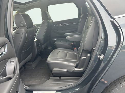 Used 2019 Buick Enclave Avenir w/ Avenir Technology Package AWD/4WD image 20