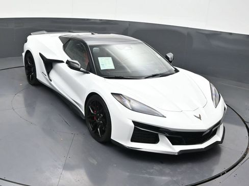 Used 2026 Chevrolet Corvette Z06 w/ Stealth Interior Trim Package image 21