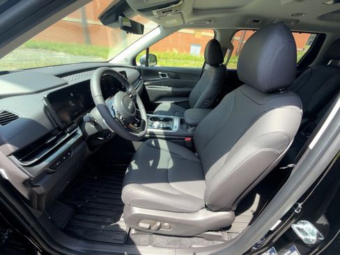 New 2026 Kia Carnival SX Prestige FWD image 25