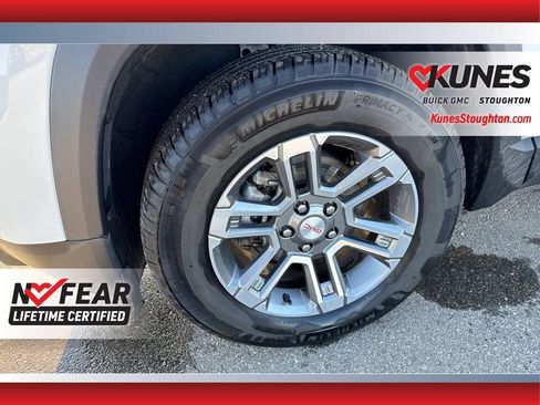 Used 2025 GMC Terrain Elevation image 16