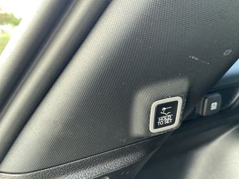 Used 2025 Jeep Grand Cherokee Altitude AWD/4WD image 53