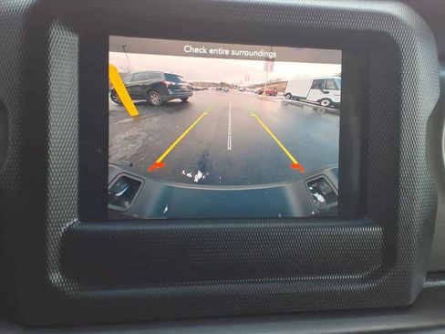 Used 2022 Jeep Gladiator Sport image 22