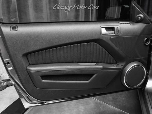Used 2010 Ford Mustang Shelby GT500 image 24