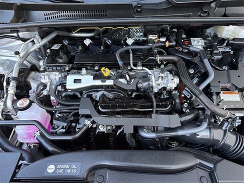 Used 2025 Toyota Prius Limited image 35